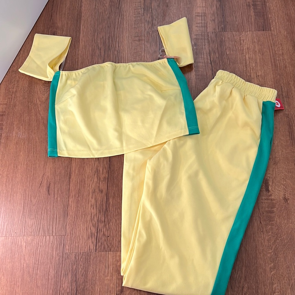 Yellow & green 2pc set size medium